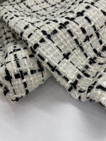 Tweed Special - White & Black Lines
