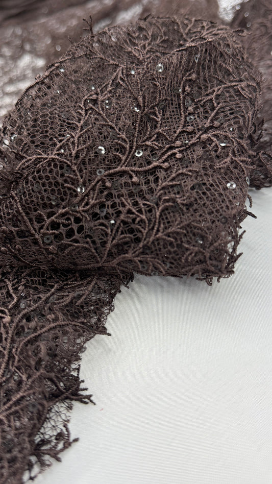 Vintage Stretch Chantilly - Chocolate