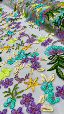 Floral Embroidery - Botanical White